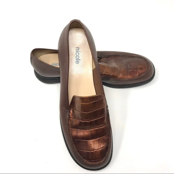 Nicole Brown/Copper Loafers Rubber Soles Size 8M - Picture 5 of 8
